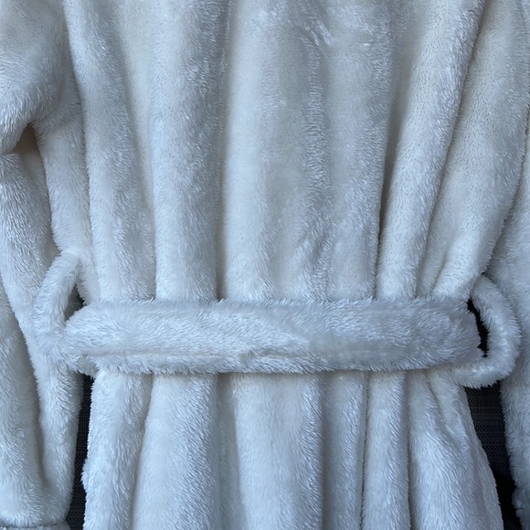 Nordstrom Long Plush Heavyweight Super Soft Winter Robe - Picture 14 of 16